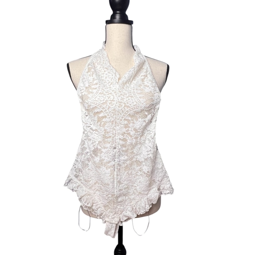 Stylestalker Emelie White Lace Bodysuit Size XS Criscfoss Straps New With Tags